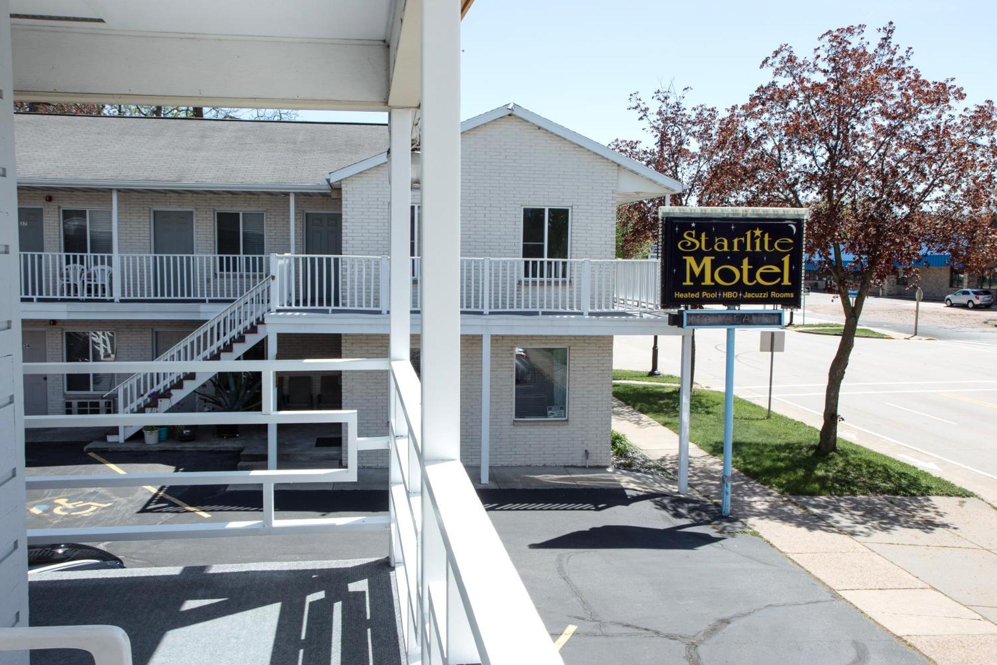 Starlite Motel ウィスコンシン デルズ エクステリア 写真